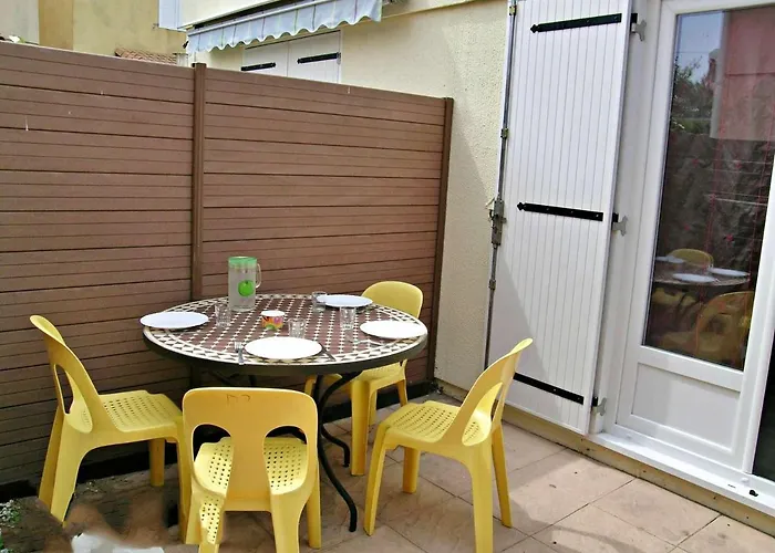 Charmante Maisonnette Avec Piscine Pres De La Plage, Parking, Et Animaux Acceptes - Fr-1-387-103 מרסיאן