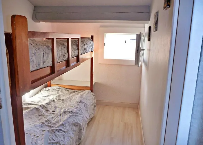 Apartment Charmante Maisonnette Avec Piscine Pres De La Plage, Parking, Et Animaux Acceptes - Fr-1-387-103 *