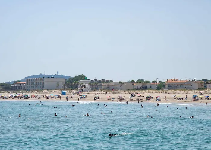 Charmante Maisonnette Avec Piscine Pres De La Plage, Parking, Et Animaux Acceptes - Fr-1-387-103 Apartment